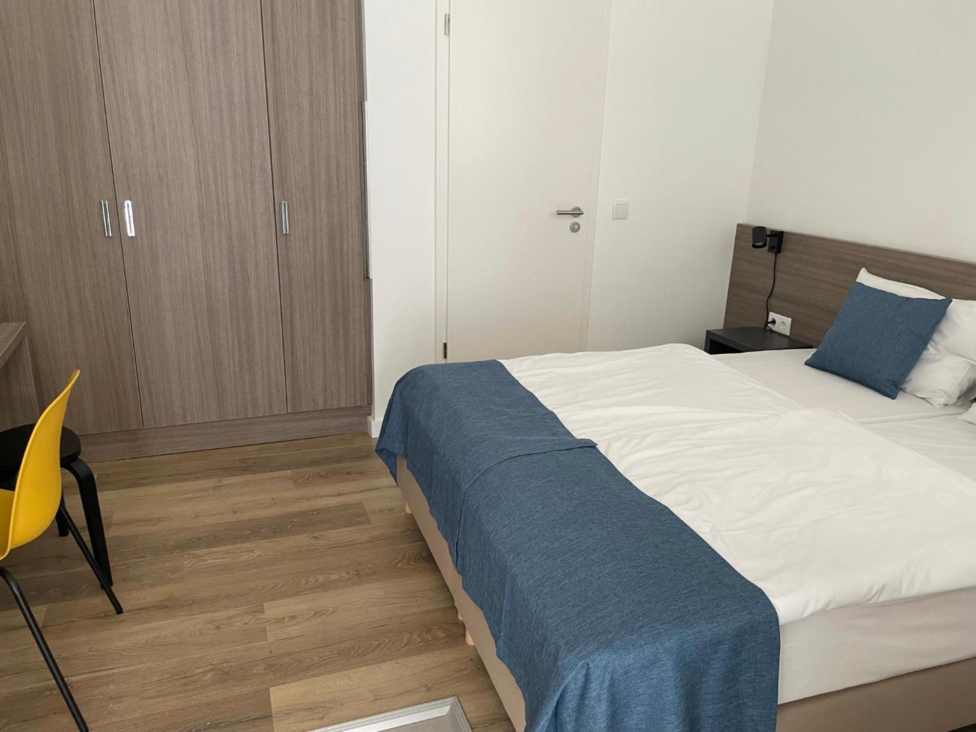 Res City Residence Hotel Boedapest Buitenkant foto